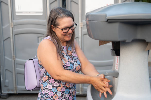 Best Wedding porta potty rental  in Whitg, IN